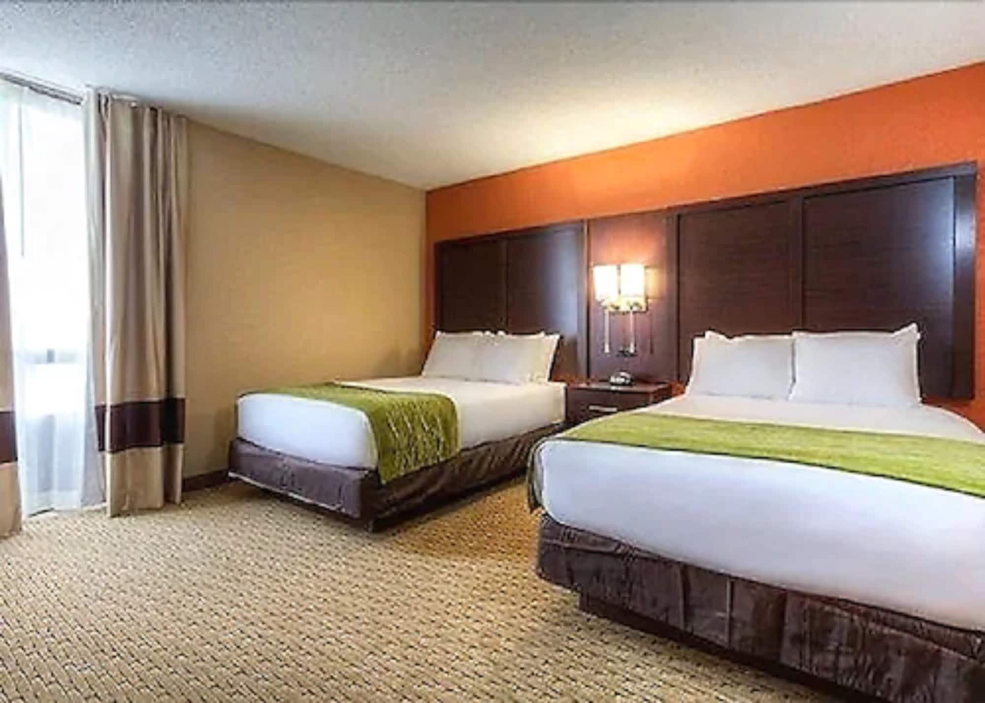 Comfort Inn & Suites Evansville Airport Екстер'єр фото