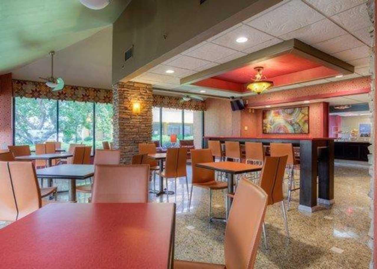 Comfort Inn & Suites Evansville Airport Екстер'єр фото