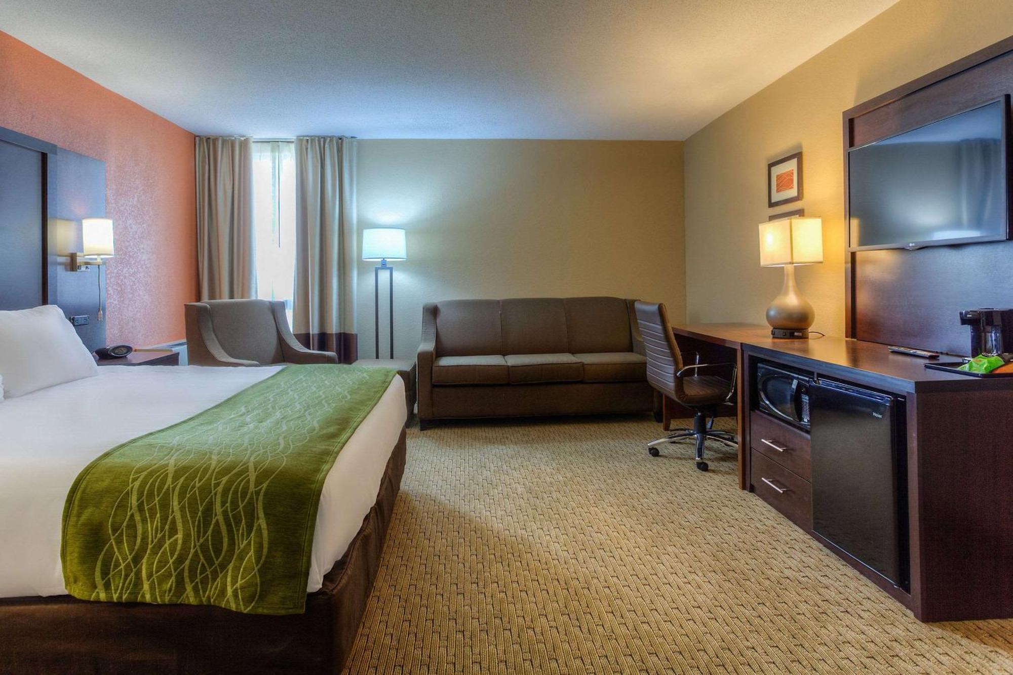 Comfort Inn & Suites Evansville Airport Екстер'єр фото