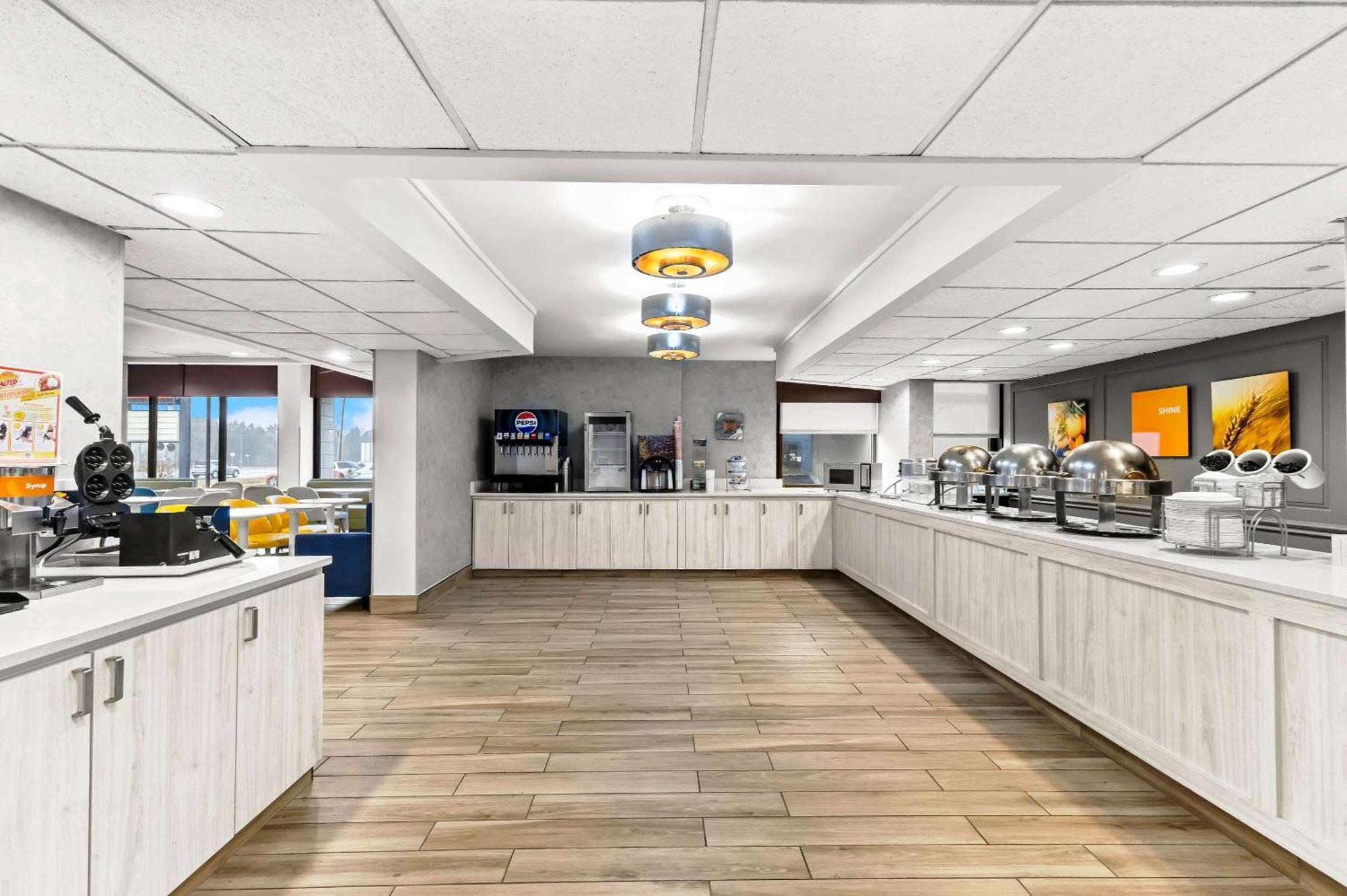 Comfort Inn & Suites Evansville Airport Екстер'єр фото